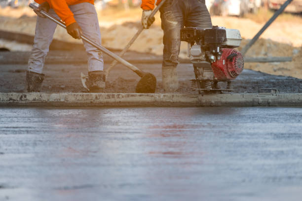 Best Concrete Walkway Installation  in Darien, WI